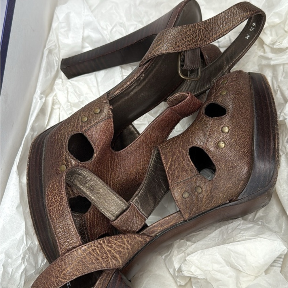 Stuart Weitzman Women's Heels - Purple